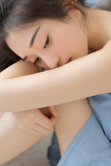刚穿书就被反派们爆炒了